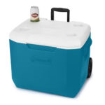 Hielera Coleman 60 QT Azul 2160832 Chiller C/RUEDAS SK/BLU - Image 4